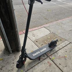 Electric Scooter 19mph Up To 21 Miles Range