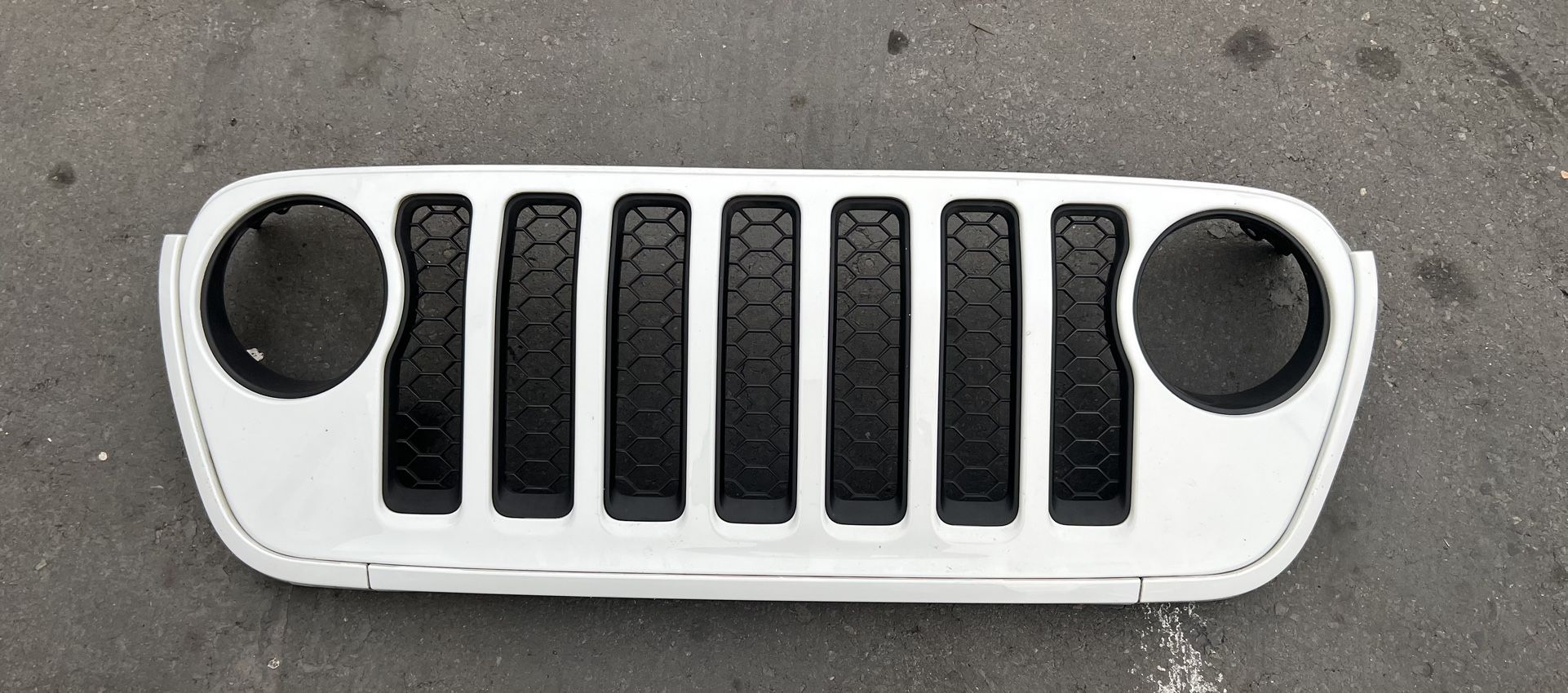 JEEP JL , JT GRILL OEM