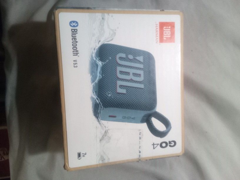JBL Go4
