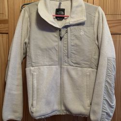 The North Face POLARTEC white fleece Women’s size small 
