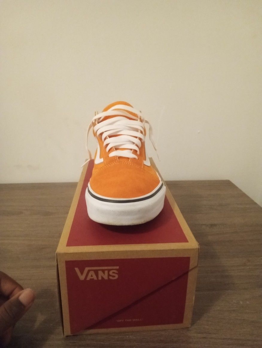 Orange Vans Old Skool