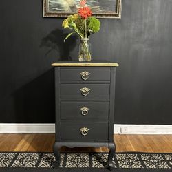 Vintage 4 Drawer Accent/side Table 