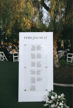 Premade seating chart (NO NAMES)