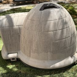 Petmate Large Outdoor Dog House