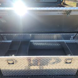 Delta Aluminum Single Lid Mid -size Crossover Truck Box 