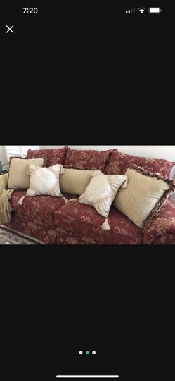 Beautiful Sofa & Matching Oversized Chairs