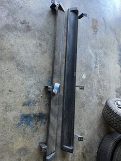 RUNNING BOARDS (UNIVERSAL FITMENT)