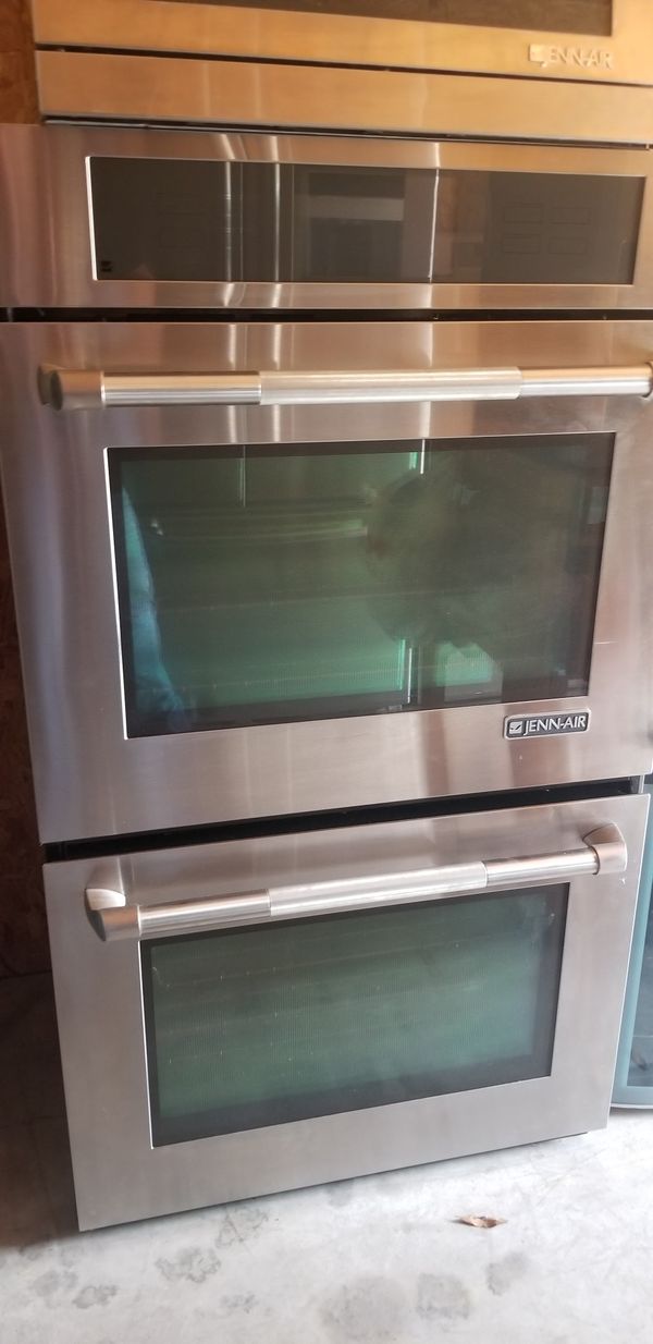 Jenn Air stainless steel double wall oven for Sale in Kissimmee, FL
