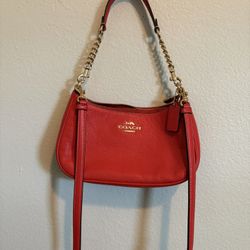 Coach Red Leather Teri Shoulder Bag ❤️