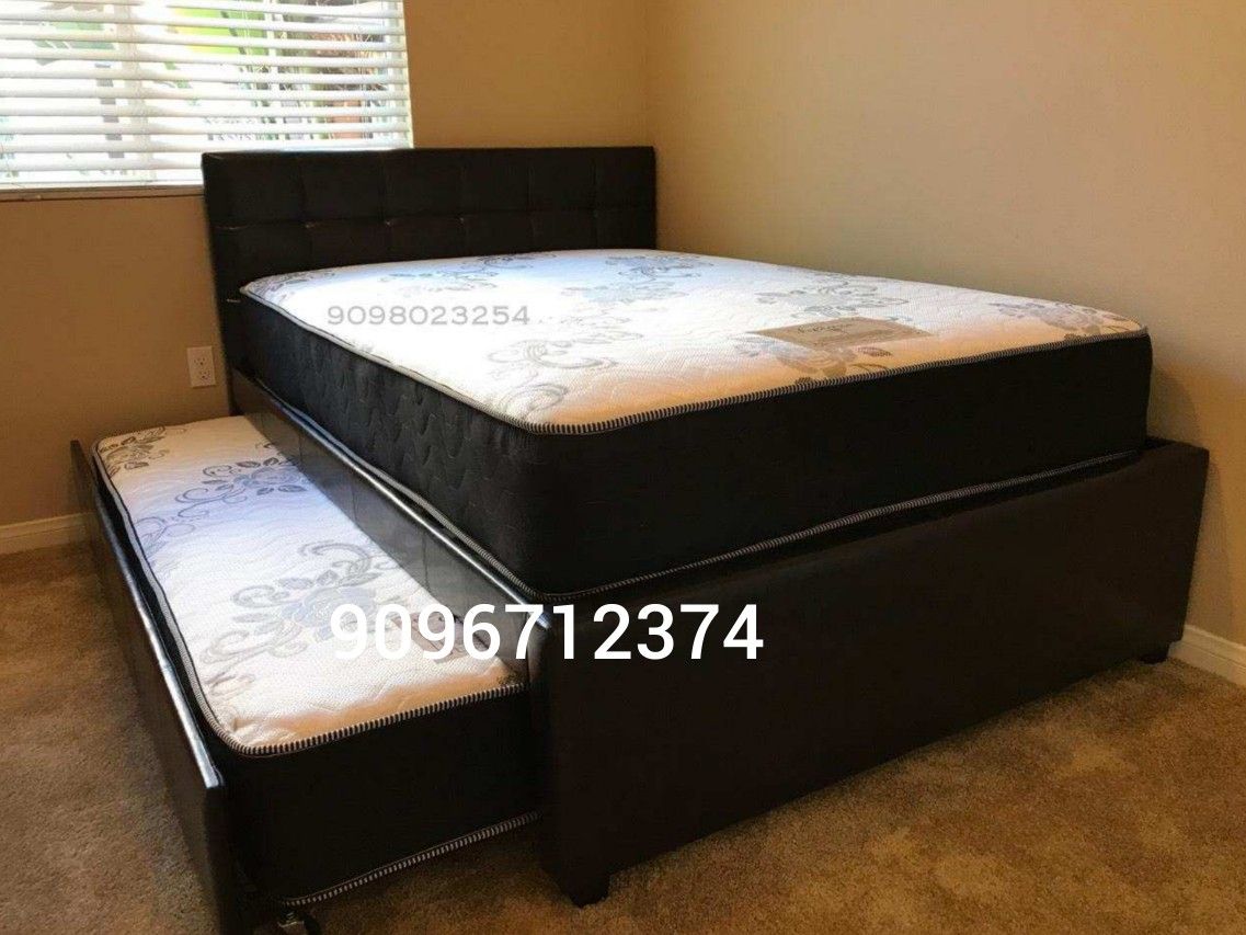 FULL/TWIN TRUNDLE BEDS W MATTRESSES INCLUDED.