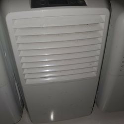 50-Pint Dehumidifier Like.new