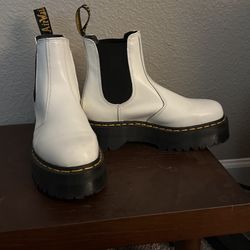 Dr. Marten Platform Chelsea Size 8