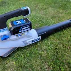 40V SUPERCHARGE BRUSHLESS 650 CFM BLOWER BATTERY INCLUDED