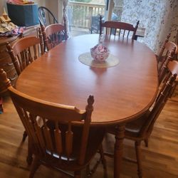 Beautiful Maple Dining Room Kitchen Table With Four Chairs Tell City Chair Company Cattail Colonial