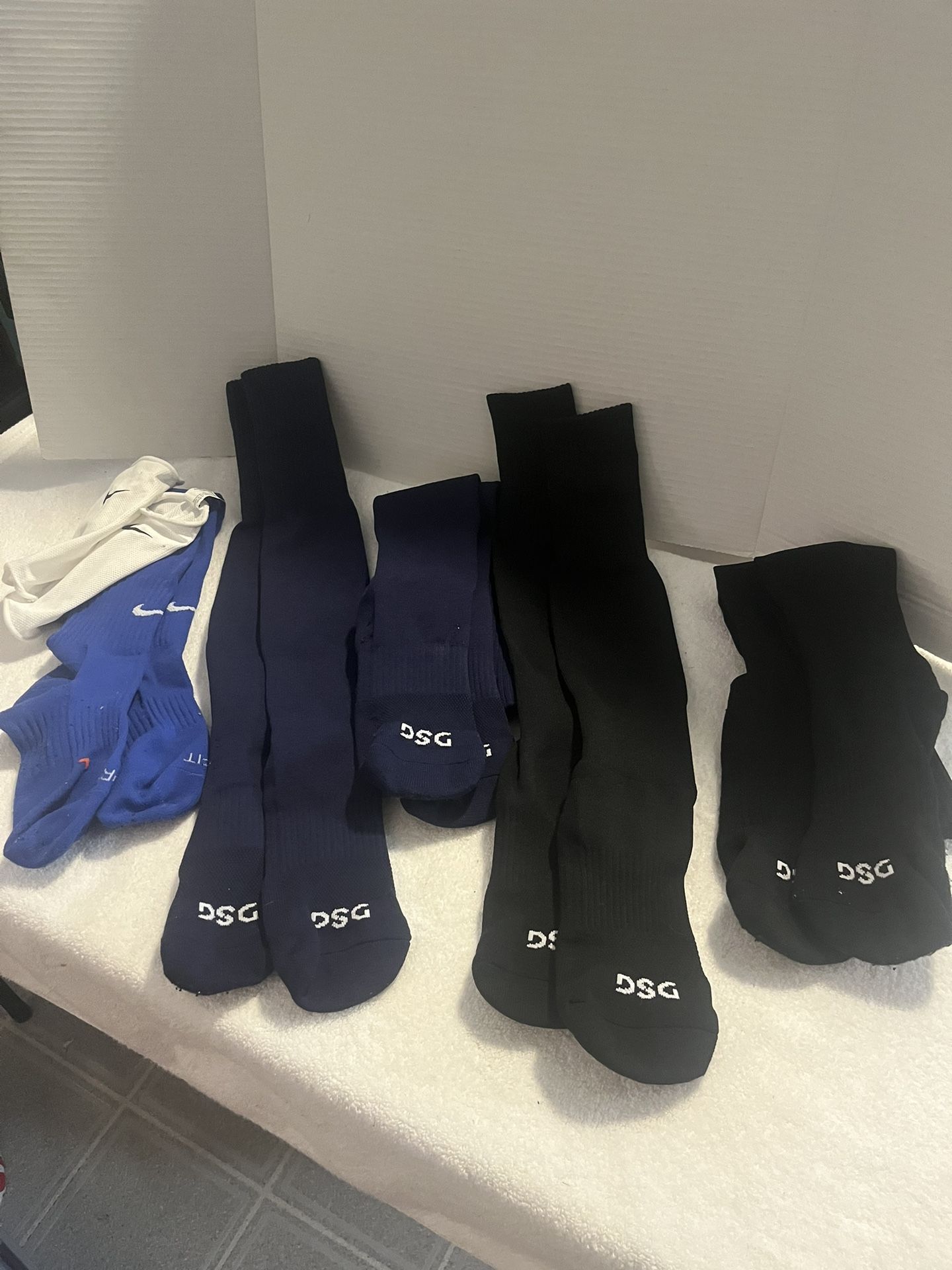 5 Pair Knee-High Sports Docs