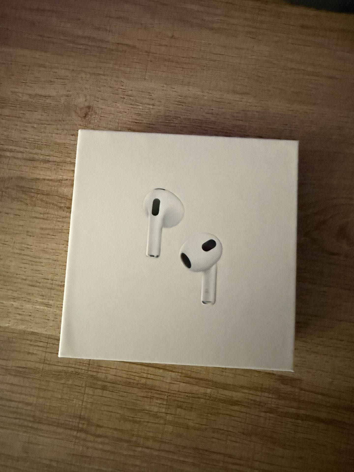 AirPods Gen 3s