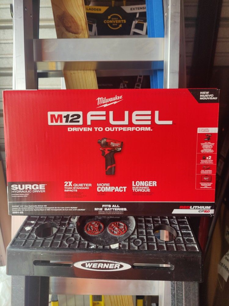 M12 Surge Impact Driver Kit