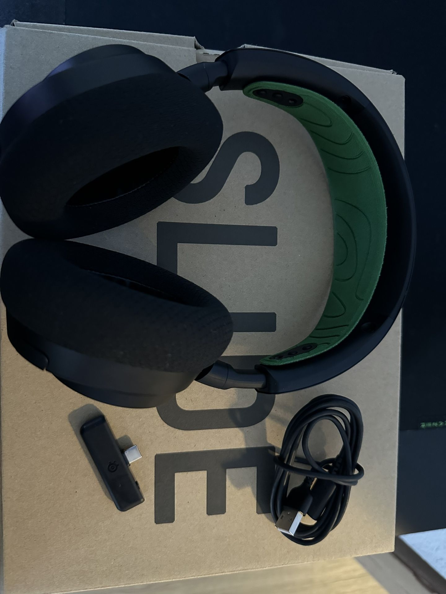 SteelSeries Arctis Nova 7X