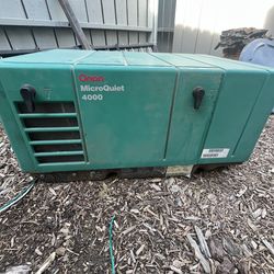 Onan Cummins MicroQuiet 4000 generator