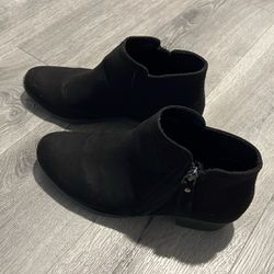 Women Black Ankle boots
