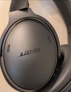 Bose QuietComfort Headphones (Like New / Excellent Condition)