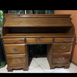 Vintage Roll top Desk