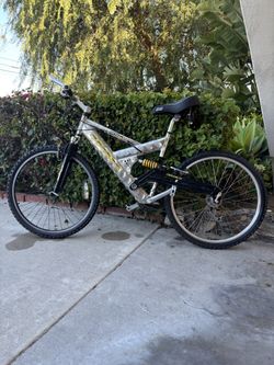 Bike Mongoose MGX 26 in