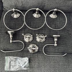 8 pc Set of Bathroom Hardware Towel Holders Toilet Paper Holders