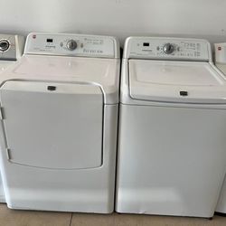 WASHER AND DRYER SET MAYTAG 