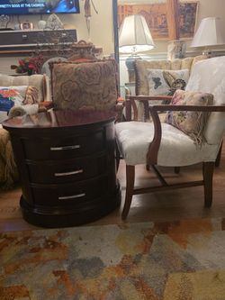   Nice  Chest And  Antique Victorian Chsir