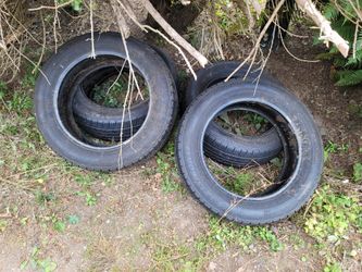 4 pcs Mohave CUV 215/60R17 Tires