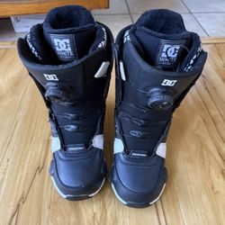 Dc Step On Boots Women’s 6.5 