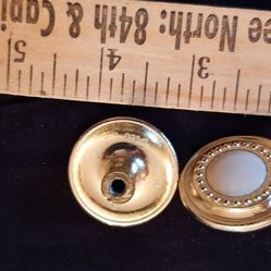 Cabinet/furniture Knobs Gold finish with beige center