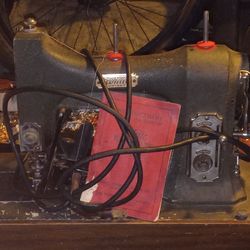 Singer Sewing Machines 