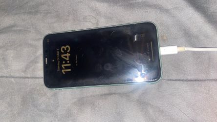 iPhone 11 LOCKED