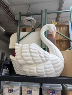 5ft foam swan prop