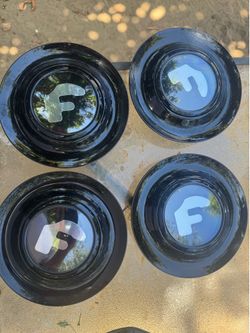 Forgiato floating center caps