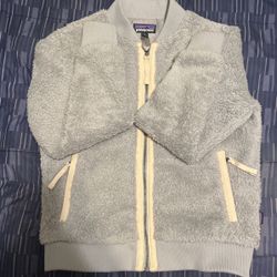 Patagonia size medium Lunar dust fleece Jacket 