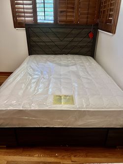 Cama Queen Size Nueva En Su Caja Incluye Colchon