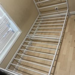 Twin Bed 