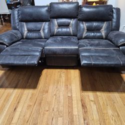 Recliner SOFA set for sale