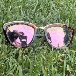  Blenders // Sunglasses (scratched)