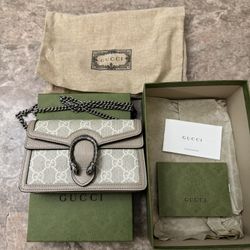 Gucci dionysus mini bag