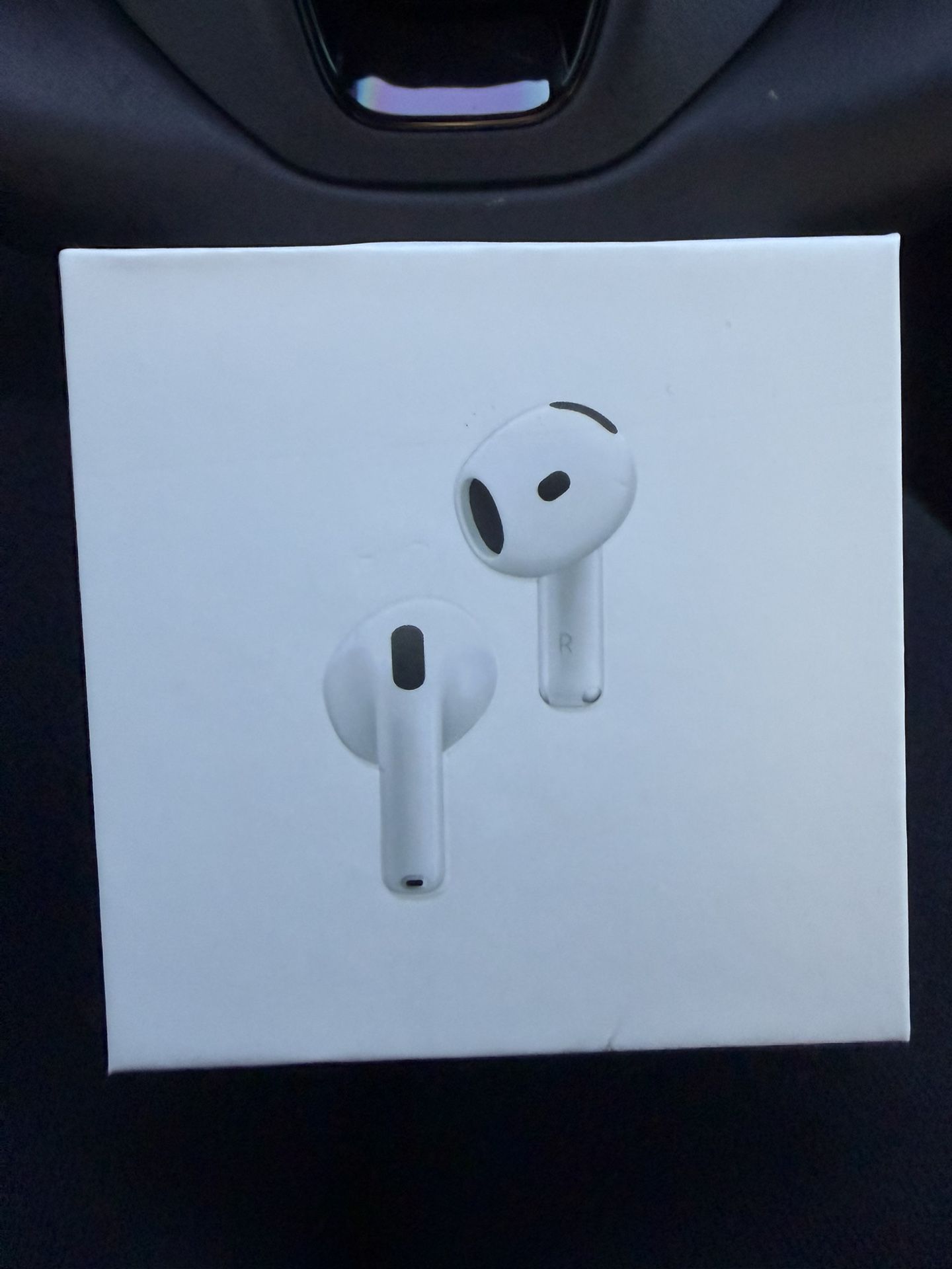 AirPods 4