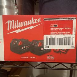 Milwaukee M18 REDLITHIUM XC5.0 Battery Kit