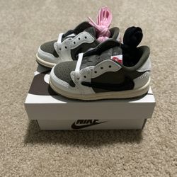 NEW Travis Scott Jordan 1 Medium Olive TD Size 5C