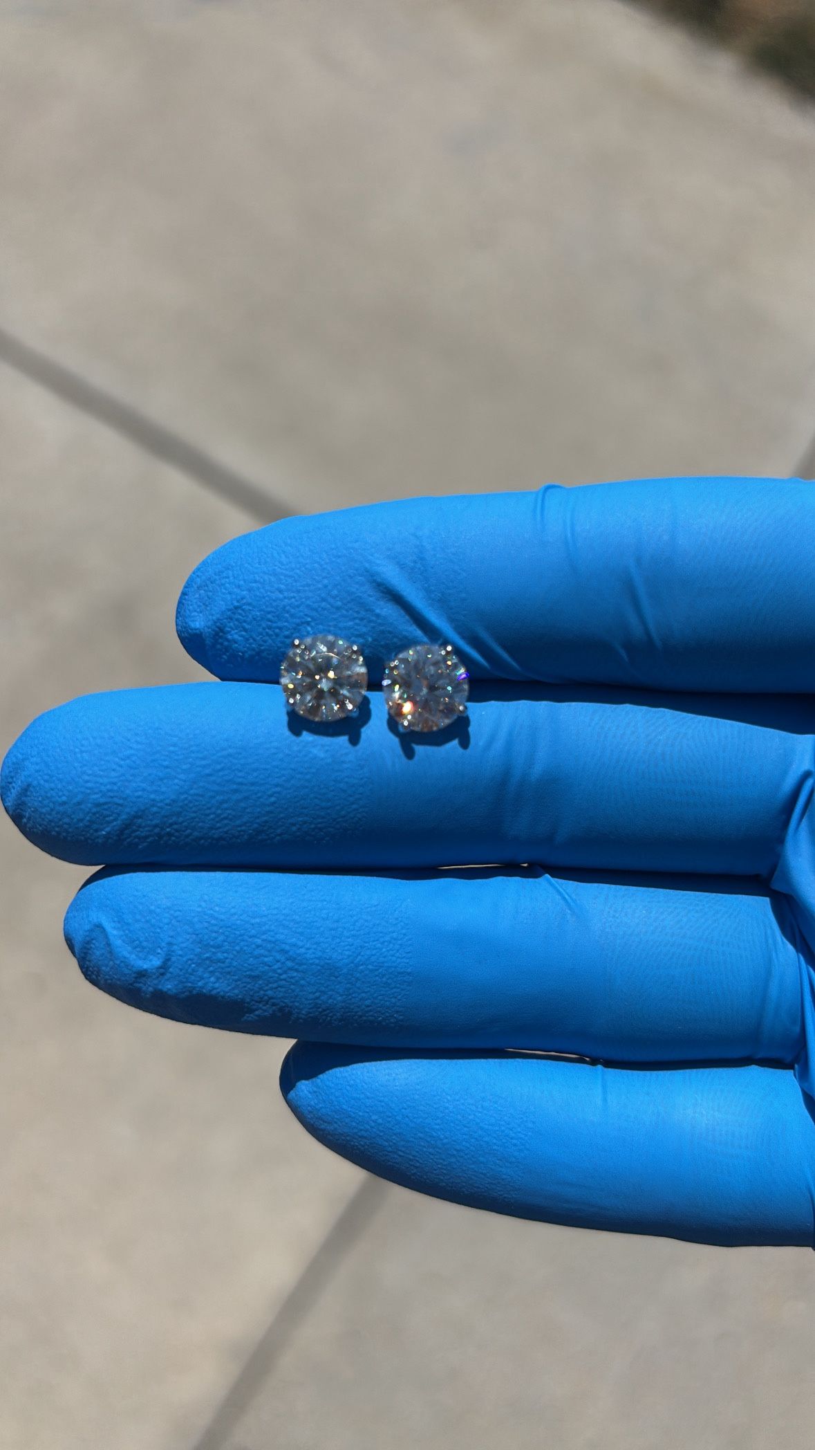 Moissanite Diamond Stud Earrings 2 Carats
