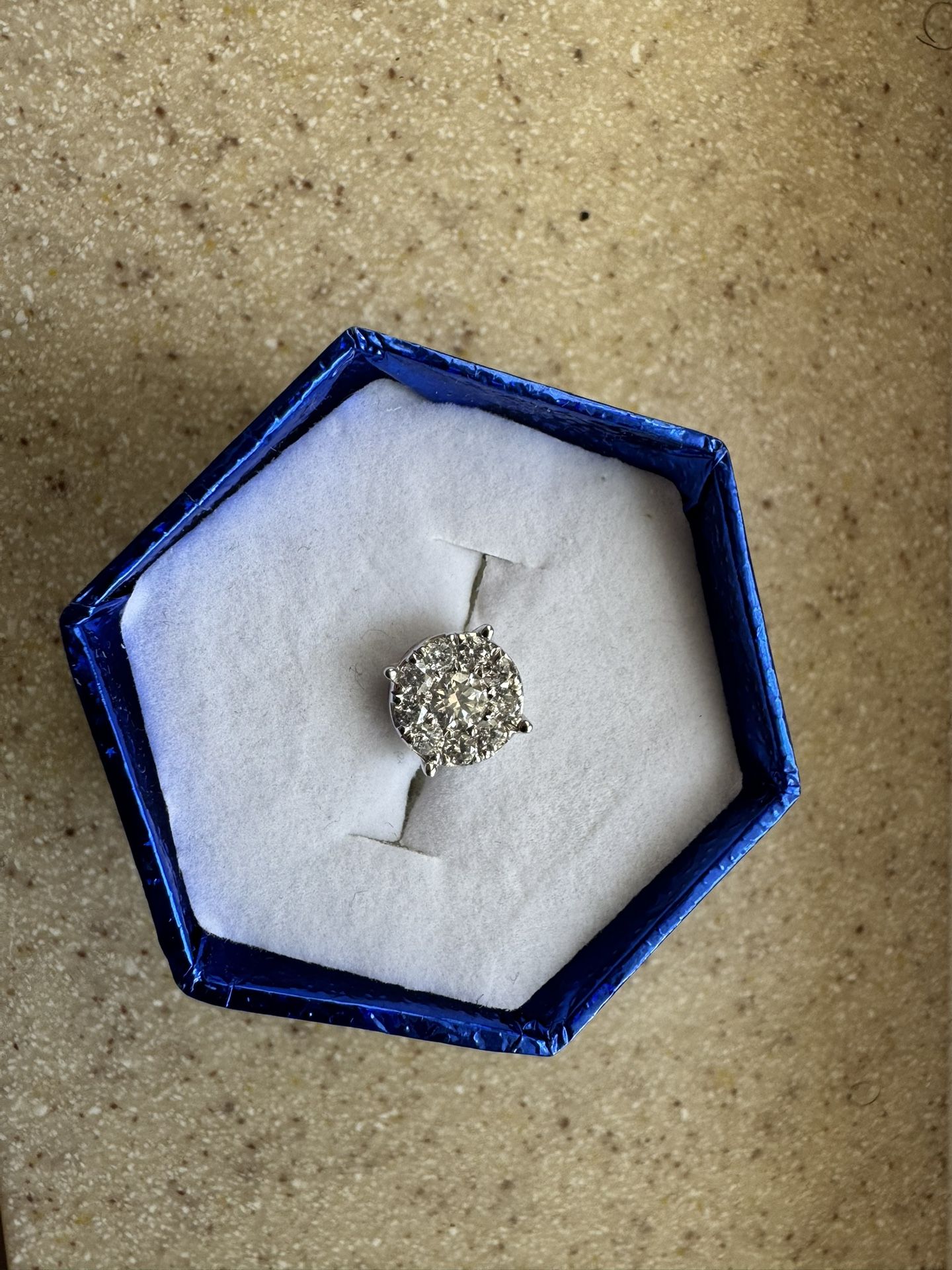 Diamond earring
