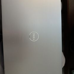 Dell Laptop Latitude 9520