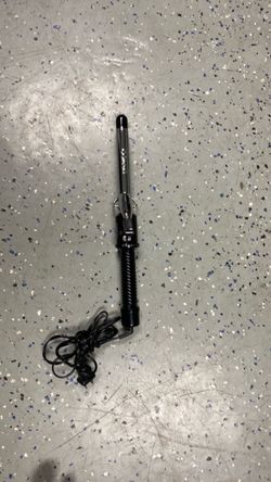 Black Curling Wand with Tapered Barrel